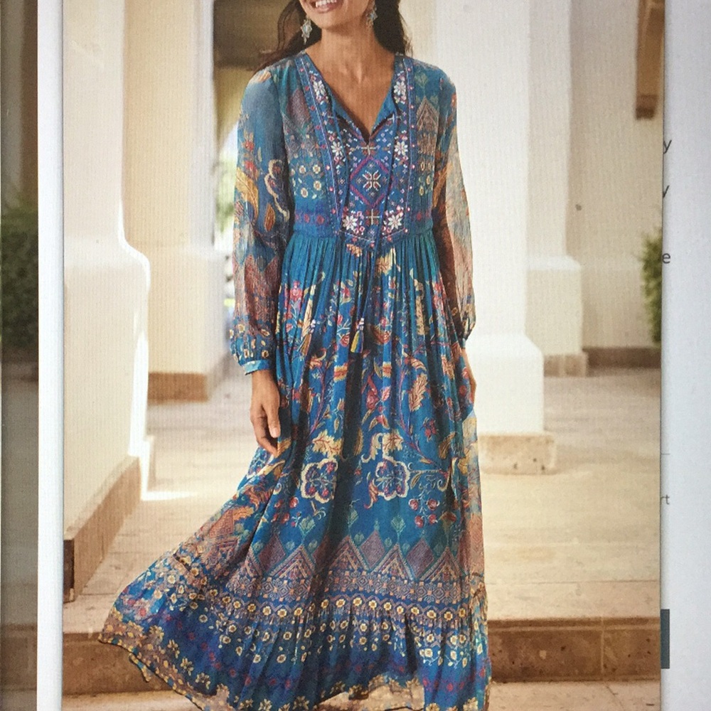 NWT Georgeous Petites Mirapani Dress